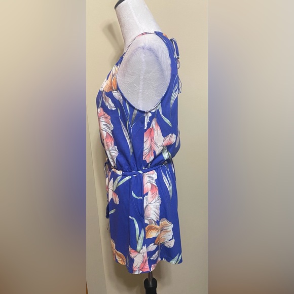 NWT MinkPink Halter Romper - Picture 2 of 5